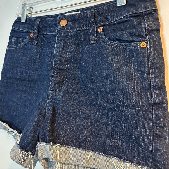Universal Thread Blue Jean Shorts High-Waisted Frayed Hem Size 4 - Picture 2 of 7